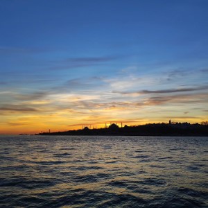 Adalar, ou les îles des princes. Un archipel situé dans la mer de Marmara et très prisé des habitants d'Istanbul (petite colation à la fin)